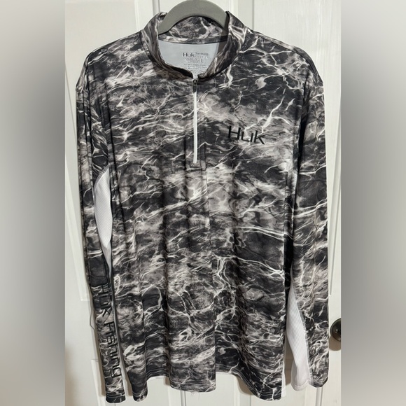 Huk Other - Huk Elements Icon 1/4 Zip Shirt